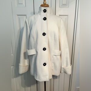 Chicos White Coat. Size 3 (XL/14-16)